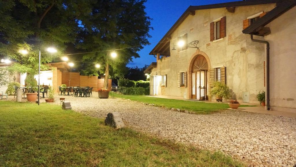 Agriturismo Fior Di Pesco Hotel Sommacampagna Zewnętrze zdjęcie